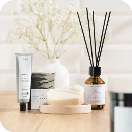 Mydła naturalne, zapachy do pomieszczeń, akcesoria Mydła naturalne, zapachy do pomieszczeń, akcesoria