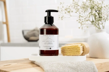 RUCK® Mydło w płynie Mountain – Lotos i Kwiat Herbaty, 250 ml